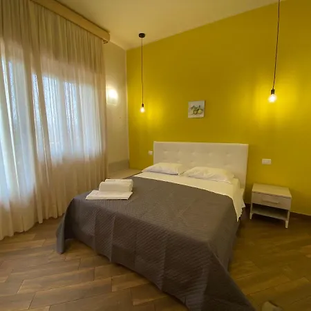 All'anoneto Oda ve Kahvaltı