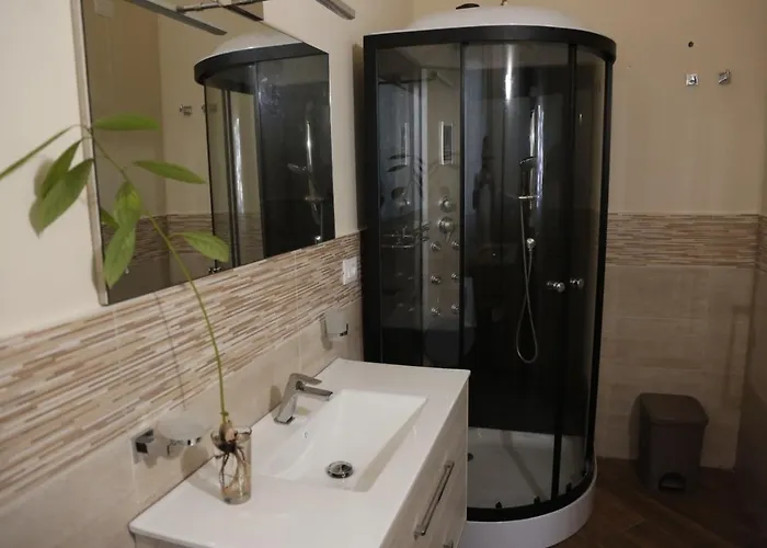 住宿加早餐酒店 All'anoneto 卡托纳